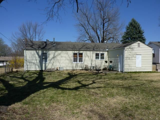 5905 E 101st St, Kansas City, MO 64134