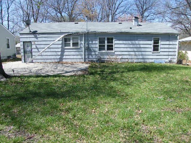 9911 Wheeling Ave, Kansas City, MO 64134
