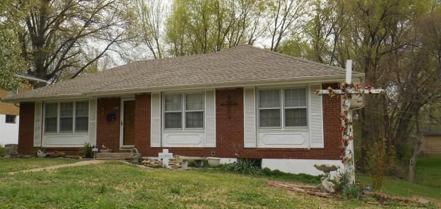 6405 E 9th St, Kansas City, MO 64126
