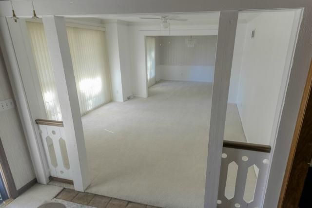 12116 Summit St, Kansas City, MO 64145