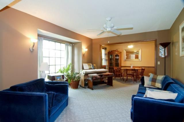 6801 Antioch Rd, Overland Park, KS 66204
