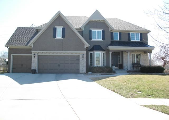 14712 Mastin St, Overland Park, KS 66221