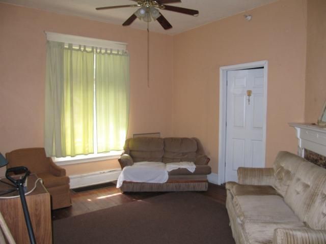 431 N 17th St, St Joseph, MO 64501