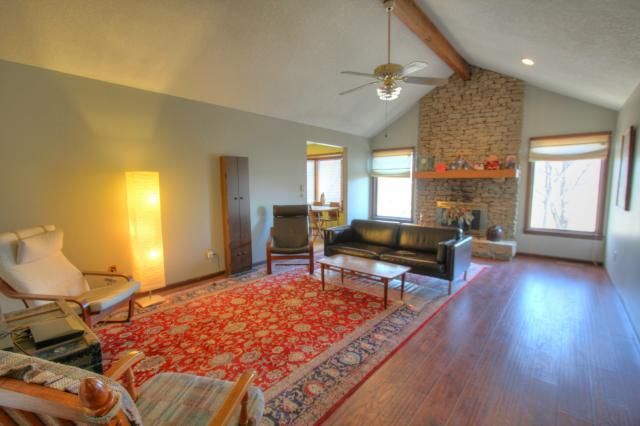 6601 NW Dagget Rd, Kansas City, MO 64151