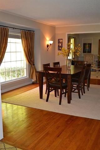 6117 W 90th St, Overland Park, KS 66207