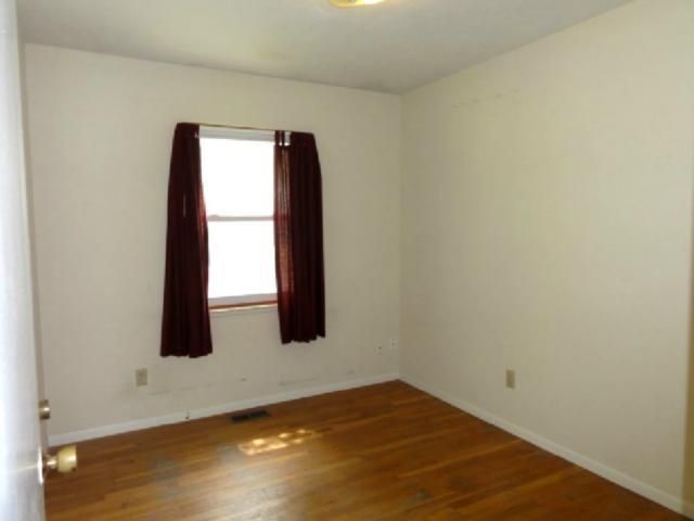 2727 Bonanza St, Lawrence, KS 66046