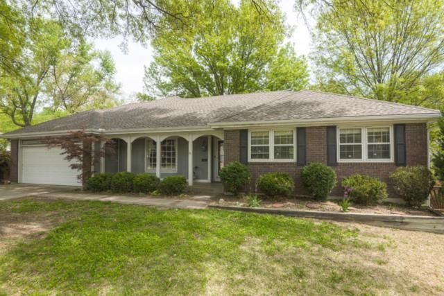 10047 Lamar Ave, Overland Park, KS 66207