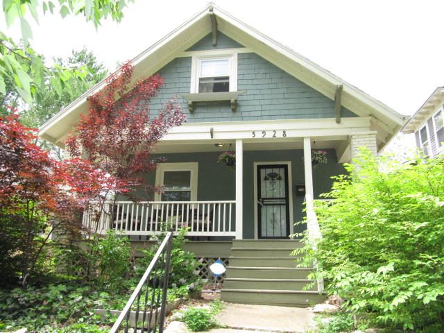 5928 Charlotte St, Kansas City, MO 64110