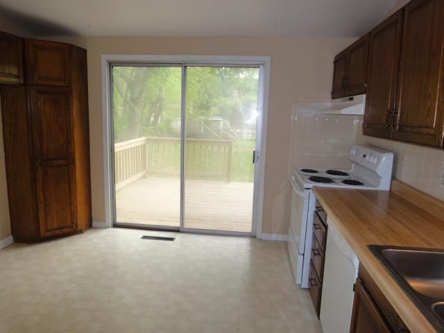 8743 Stearns St, Overland Park, KS 66214
