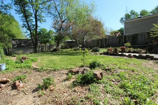 618 NE 113th Ter, Kansas City, MO 64155