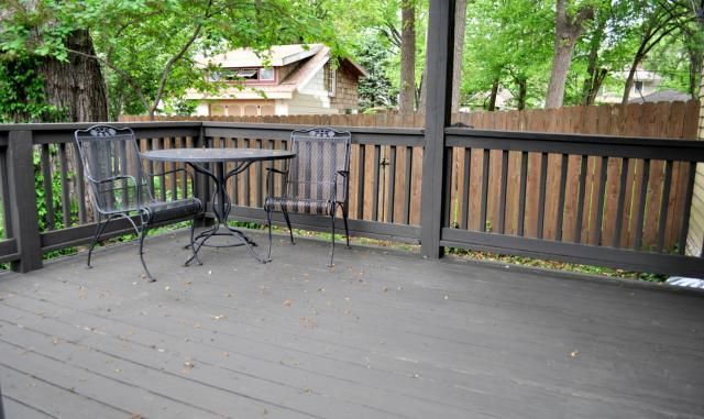 7600 Summit St, Kansas City, MO 64114