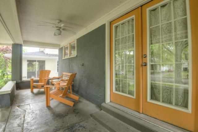 5917 Locust St, Kansas City, MO 64110