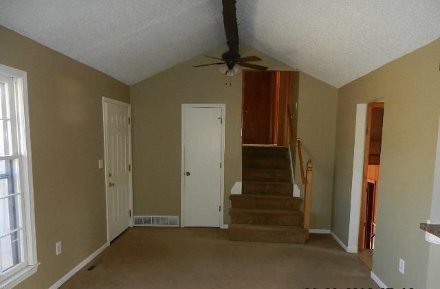 505 N Park Dr, Belton, MO 64012