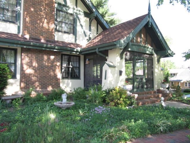 6100 Wornall Rd, Kansas City, MO 64113