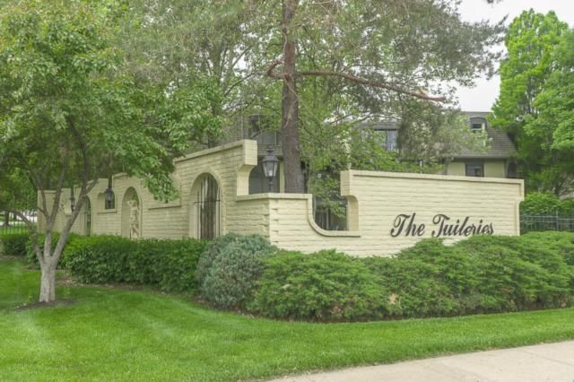 6712 W 109th St #D, Overland Park, KS 66211