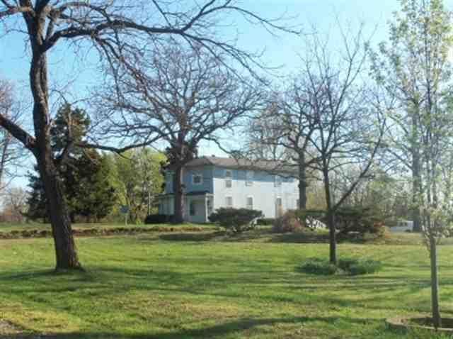 261 SE 101, Warrensburg, MO 64093