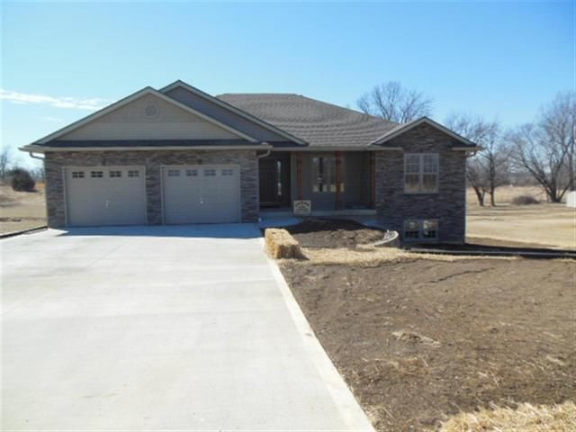150 SW 95 Rd, Warrensburg, MO 64093
