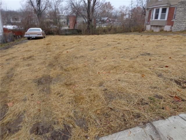 4426 Forest Ave, Kansas City, MO 64110