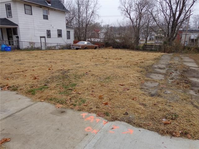 4426 Forest Ave, Kansas City, MO 64110