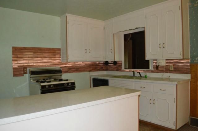 8200 Barkley St, Overland Park, KS 66204