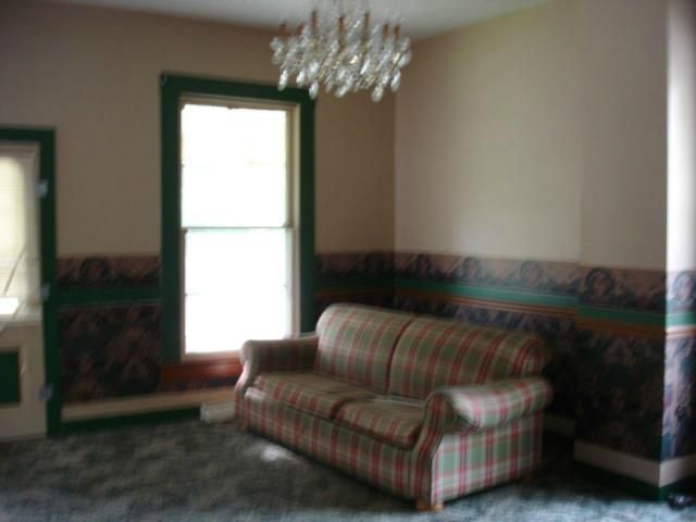413 N 2nd St, Atchison, KS 66002