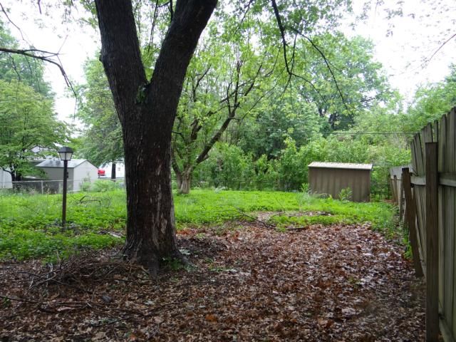3005 S Hedges Ave, Independence, MO 64052