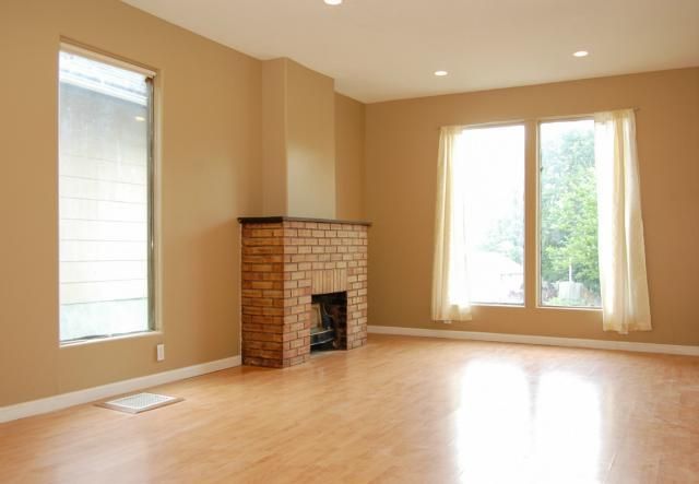343 Myrtle Ave, Kansas City, MO 64124