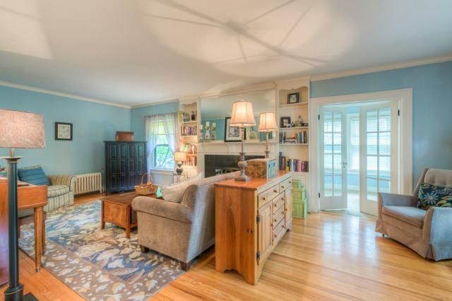 7345 Wyoming St, Kansas City, MO 64114