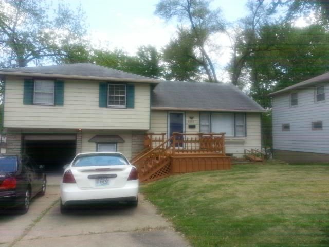 3825 E 72nd Ter, Kansas City, MO 64132
