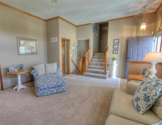 6103 N Evans Ave, Kansas City, MO 64151