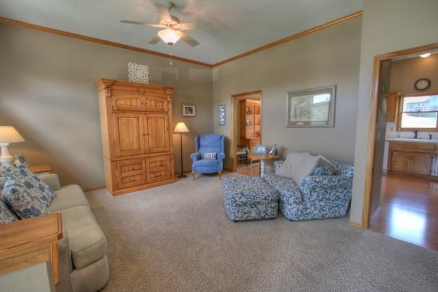 6103 N Evans Ave, Kansas City, MO 64151