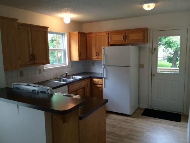 8535 Kessler St, Overland Park, KS 66212