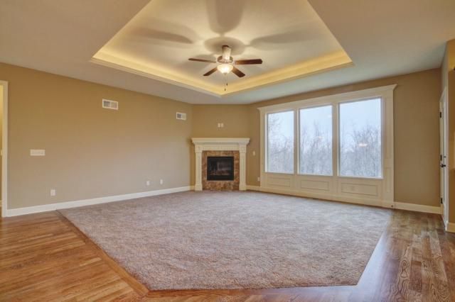 3312 NW 50th St, Riverside, MO 64150