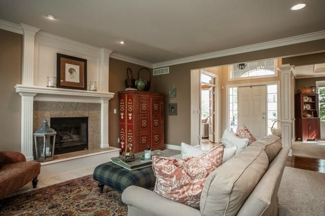 14332 Kessler St, Overland Park, KS 66221