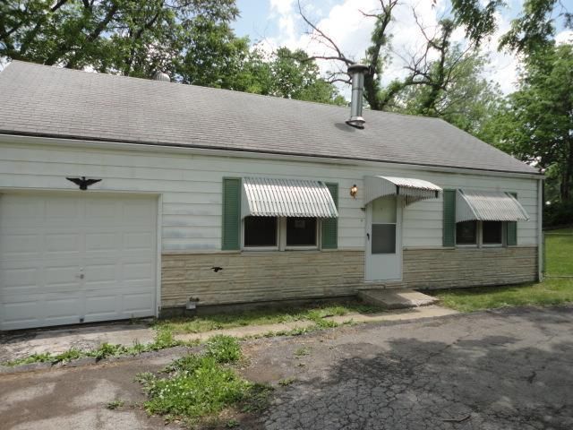 2301 E 79th St, Kansas City, MO 64132