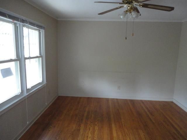 2301 E 79th St, Kansas City, MO 64132