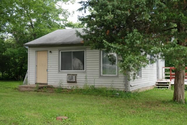 104 Cockrell St, Holden, MO 64040
