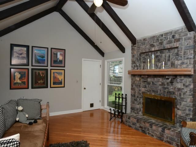 10534 Wedd St, Overland Park, KS 66212