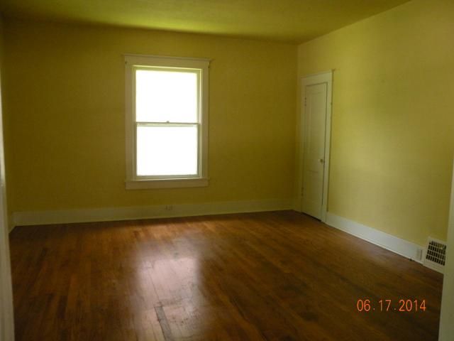 535 N Washington St, Nevada, KS 64772