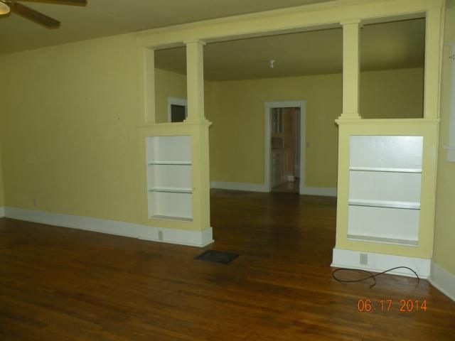 535 N Washington St, Nevada, KS 64772