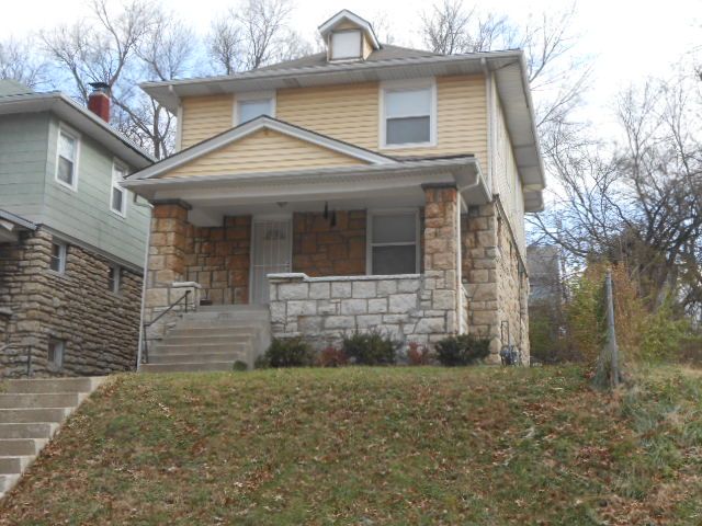 4311 Flora Ave, Kansas City, MO 64110