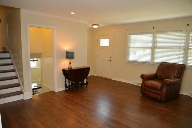 5909 W 100th Ter, Overland Park, KS 66207