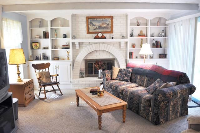 516 London Way, Belton, MO 64012