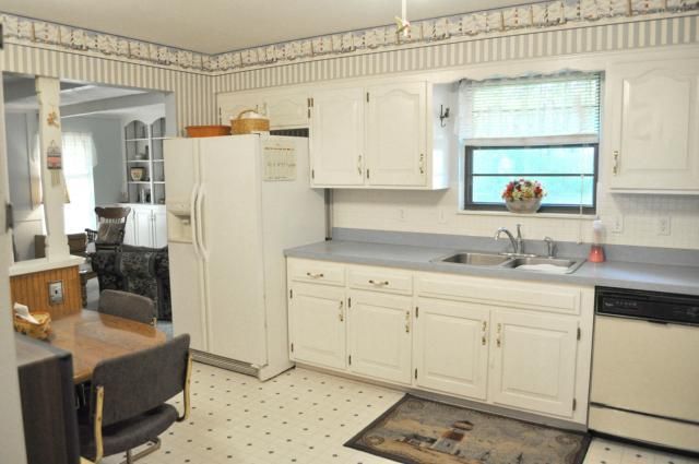 516 London Way, Belton, MO 64012
