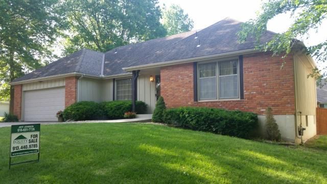1015 E 118th Ter, Kansas City, MO 64146
