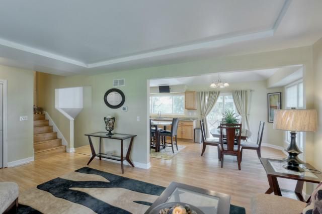 1711 E 60th St, Kansas City, MO 64130