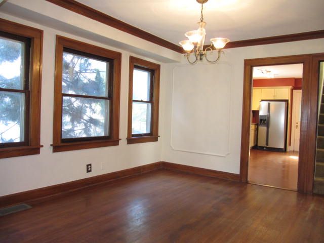 607 E 62nd St, Kansas City, MO 64110