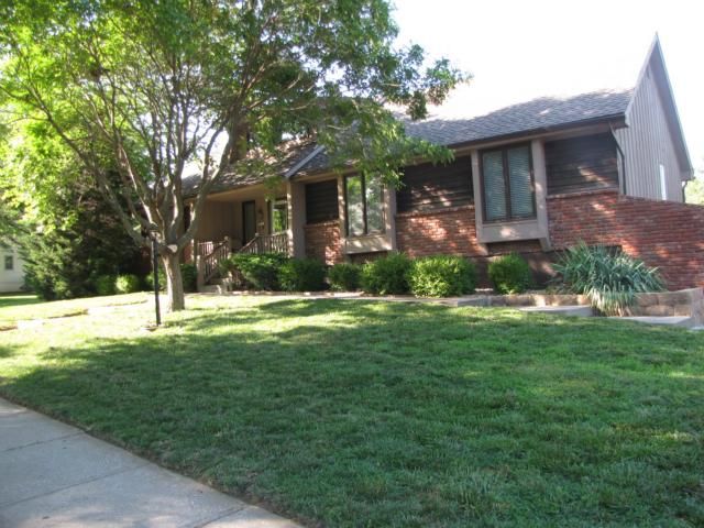 4700 67th Ter, Kansas City, MO 64151