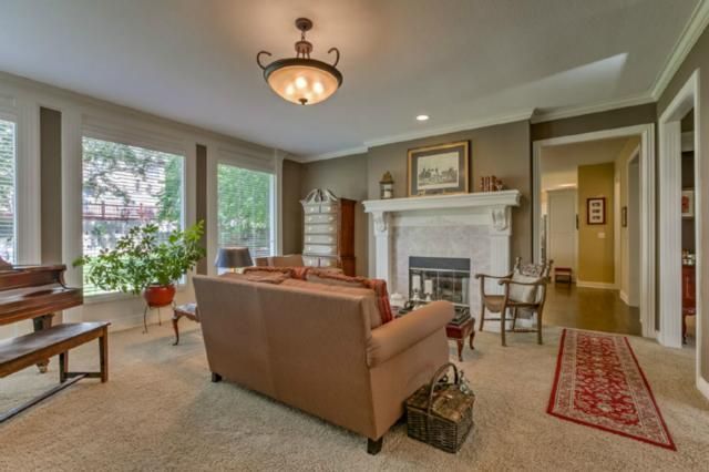 11942 Noland St, Overland Park, KS 66213