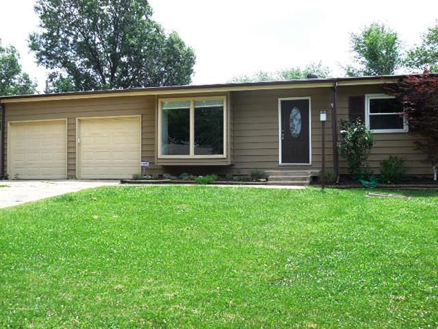 3815 E 107th St, Kansas City, MO 64137